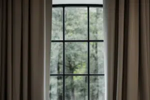 curtains hanging in front of window